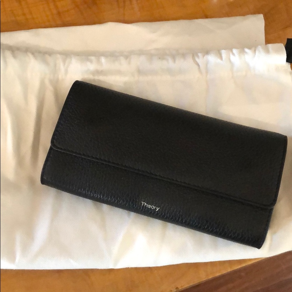 NWT theory pebbled black leather wallet